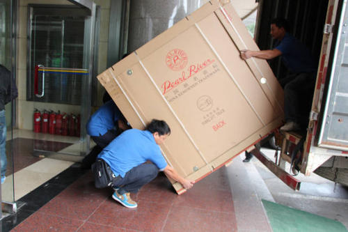 兴庆钢琴贵重工艺品无忧运
